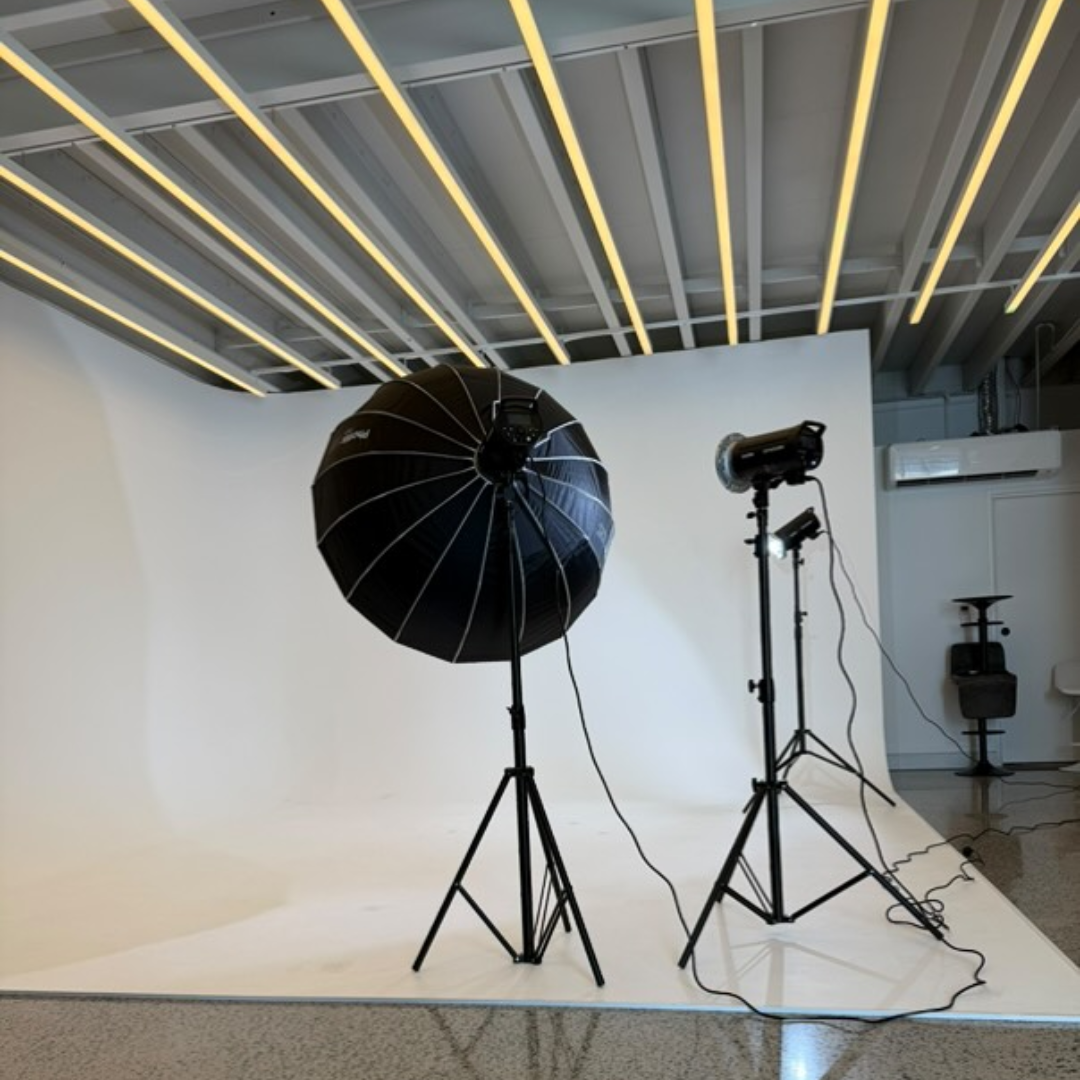Full-Day Studio Hire at GC Studio Co – Burleigh Heads